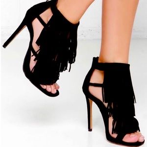 Steve Madden Fringly Heels sz 8